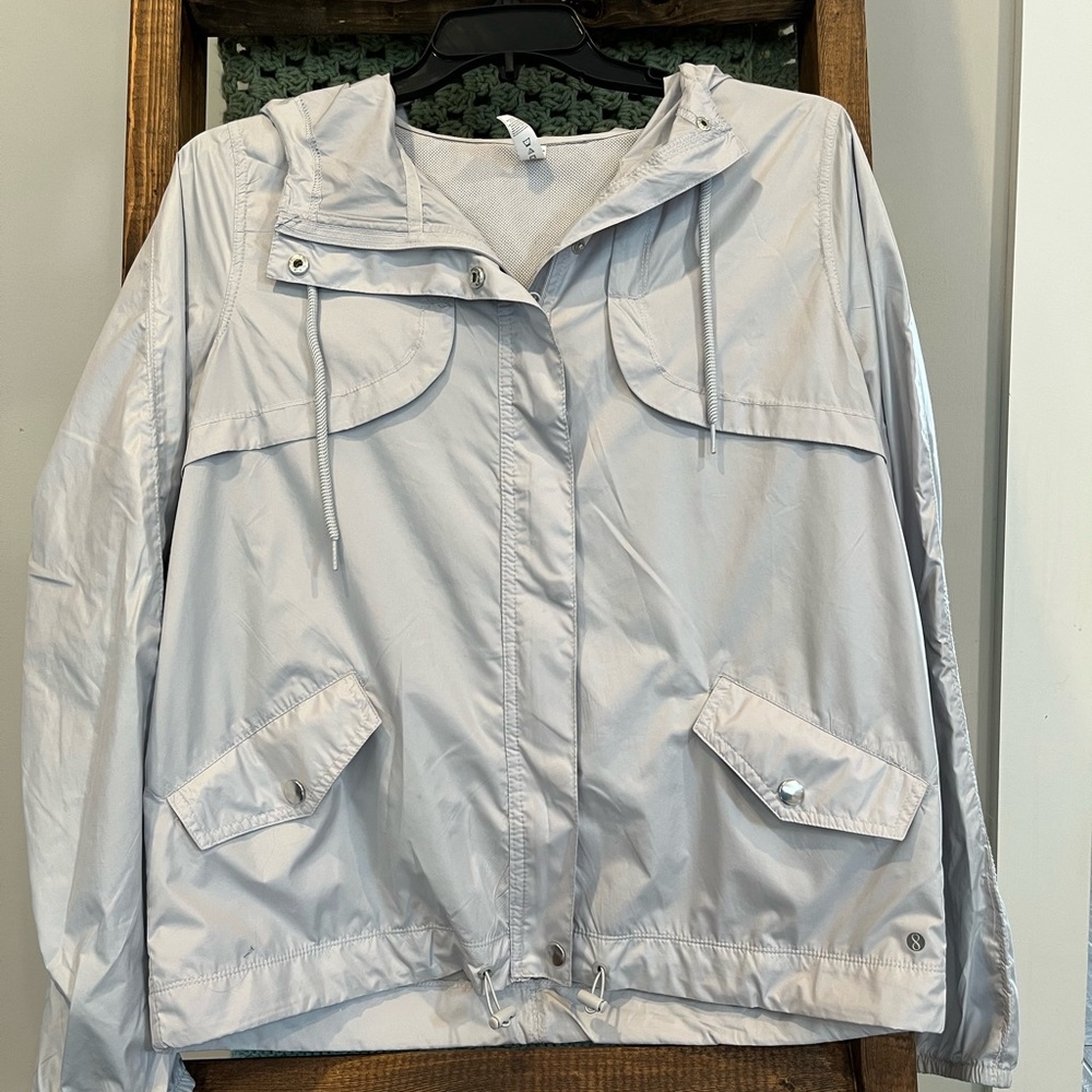 RAIN JACKET